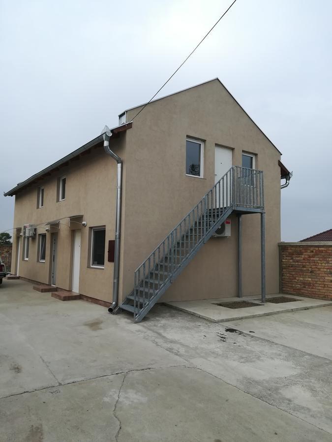 Apartment M&M Pacir Exterior photo